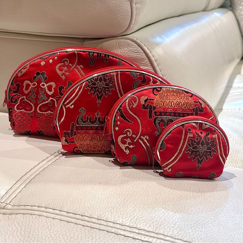 Chinese Embroidered Zipper Jewelry Pouches